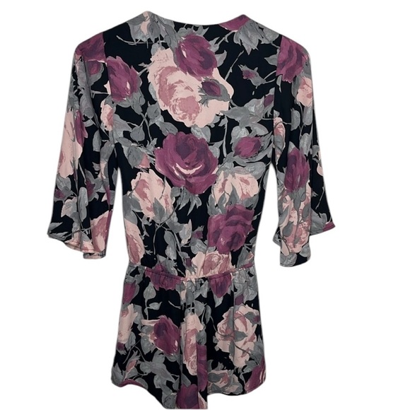 Lulu's Pink Purple Floral Faux Wrap Romper Women Size XS - Picture 5 of 5
